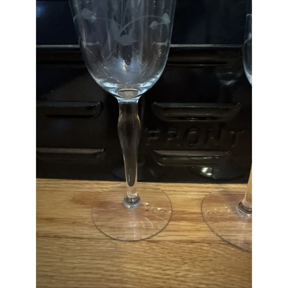 Glasses Floral Etched Wine Water Goblets Stem Victorian 8.5” Vtg Elegant Luxury